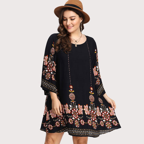 Plus-Size Black Floral Embroidery Tunic Dress